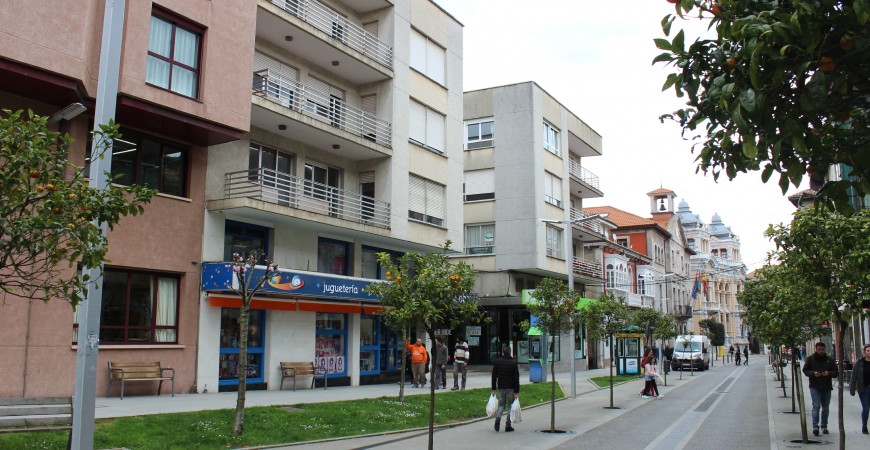Curiosidades de Llanes: cabina de teléfonos